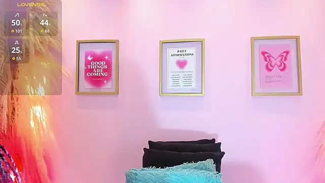 EmmySweett online show from October 2025 08:09:02 PM