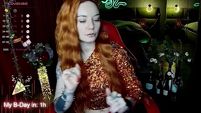 Snapshot of MaxPhoenixx chatting on November 2025 08:08:01 PM MaxPhoenixx online show from November 2025 08:08:01 PM