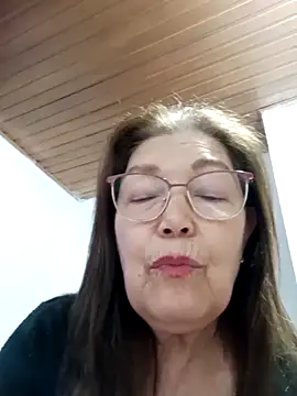 Vicky Rosse online show from February 2025 07:37:02 PM