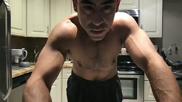 BigGuyMuscle online show from November 2025 07:15:02 PM