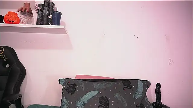 Snapshot of alexaa_walker chatting on November 2025 11:56:02 AM alexaa walker online show from November 2025 11:56:02 AM