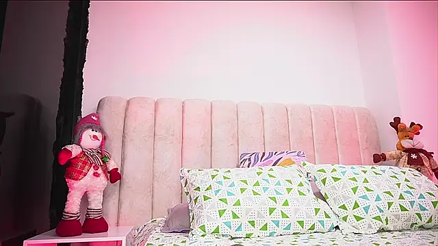 Snapshot of alexaa_walker chatting on November 2025 12:15:01 PM alexaa walker online show from November 2025 12:15:01 PM