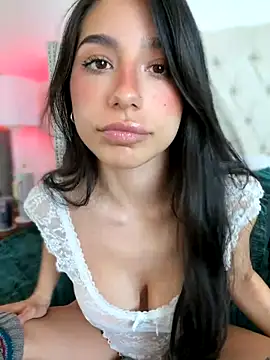 LoveLillyy online show from October 2025 08:22:02 PM