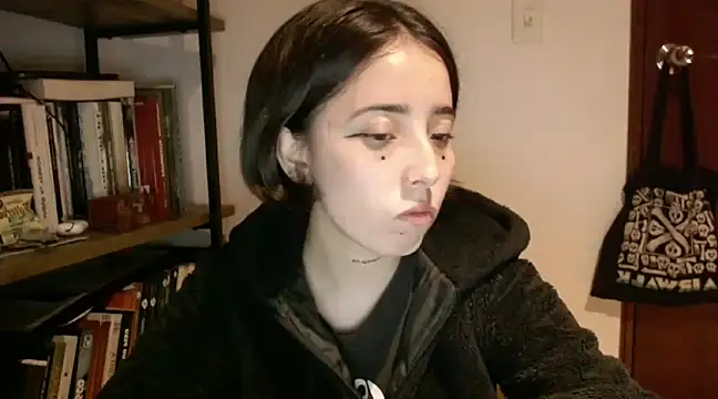 babyluna 8 8 online show from March 2025 01:01:01 AM