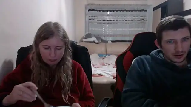 PeterAndJen online show from February 2025 04:10:02 PM