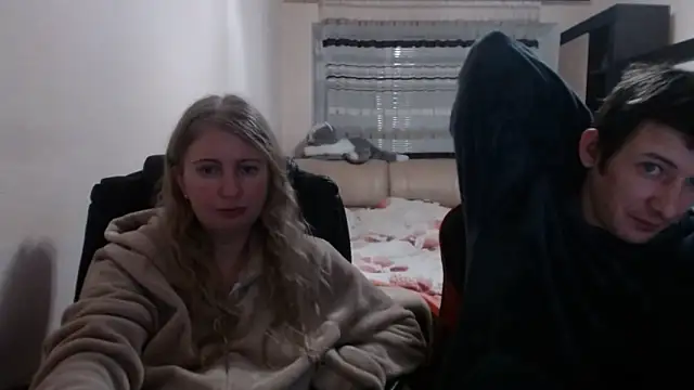 PeterAndJen online show from February 2025 07:19:02 PM