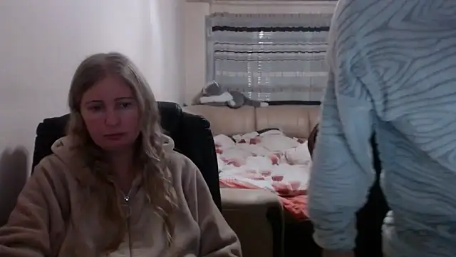 PeterAndJen online show from February 2025 07:36:01 PM