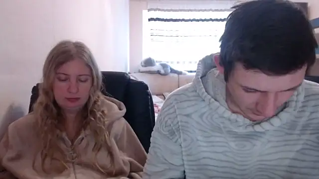 PeterAndJen online show from February 2025 10:06:02 AM