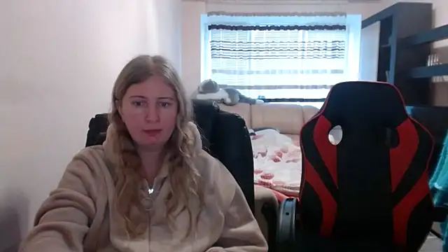 PeterAndJen online show from February 2025 04:13:02 PM