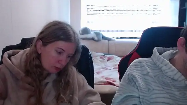 PeterAndJen online show from February 2025 09:42:02 AM