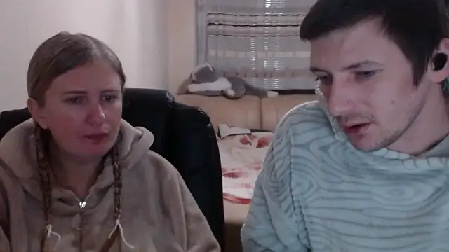 PeterAndJen online show from February 2025 08:00:02 PM