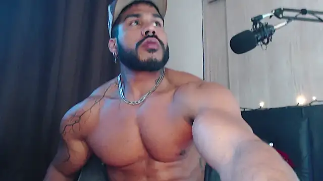 Snapshot of Artemis_Kazttman chatting on January 2025 01:08:01 PM Artemis Kazttman online show from January 2025 01:08:01 PM