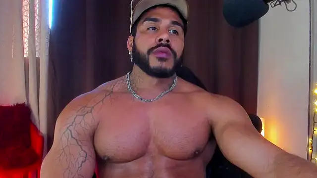 Snapshot of Artemis_Kazttman chatting on January 2025 10:18:01 PM Artemis Kazttman online show from January 2025 10:18:01 PM