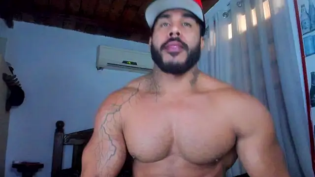 Snapshot of Artemis_Kazttman chatting on November 2025 02:17:02 PM Artemis Kazttman online show from November 2025 02:17:02 PM