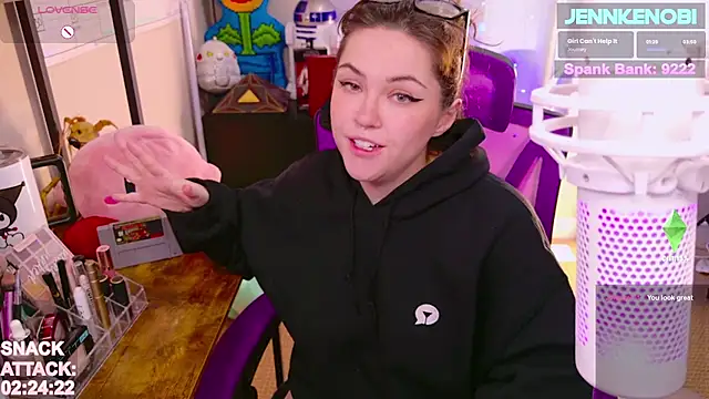 JennKenobi online show from March 2025 03:31:02 PM