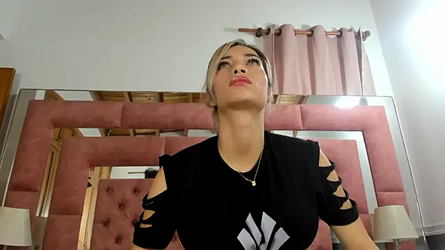 briana wonder69xxx online show from October 2025 02:40:02 PM