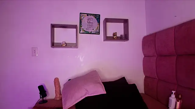 lorrayne  online show from January 2025 11:54:01 AM