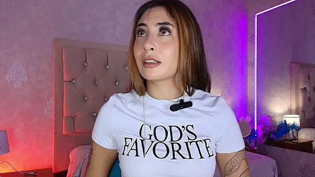 nini love01 online show from November 2025 04:00:01 AM