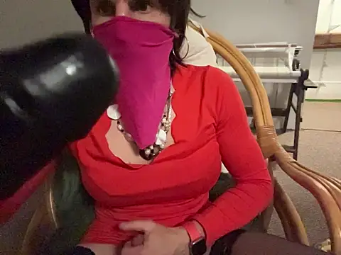 petuletra online show from November 2025 11:03:01 PM