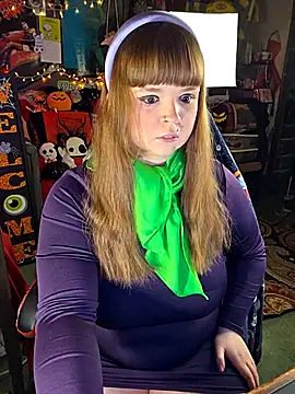 Snapshot of VelvetDiablo chatting on October 2025 12:08:01 AM VelvetDiablo online show from October 2025 12:08:01 AM