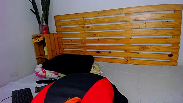 MaryJaneDove online show from February 2025 10:30:02 AM