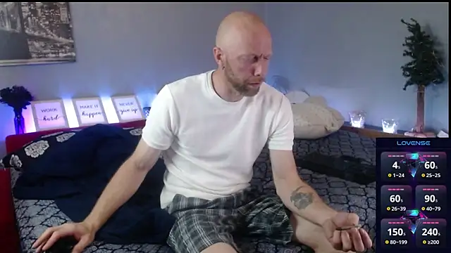 MaxRouger online show from September 2025 06:24:02 AM