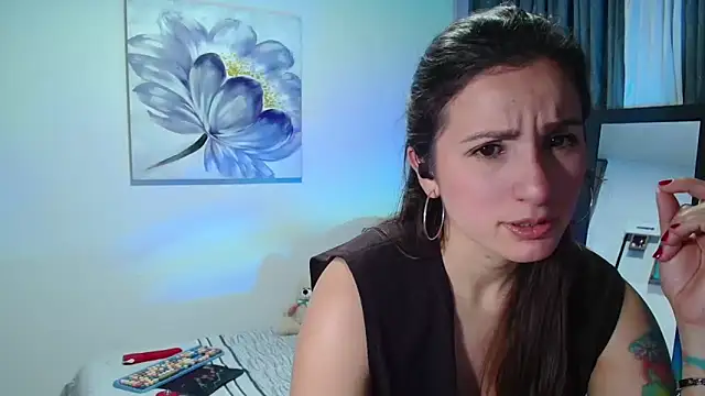 Snapshot of vanessabrown_ chatting on December 2024 04:08:02 AM vanessabrown online show from December 2024 04:08:02 AM