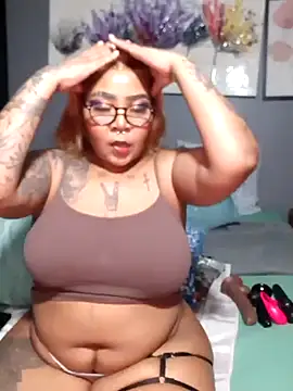 PearlSexxy69 online show from February 2025 06:33:01 PM
