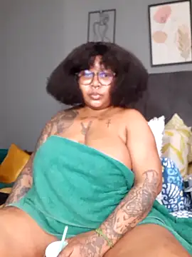 PearlSexxy69 online show from October 2025 09:20:01 AM