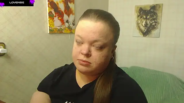 Janiffer MiMi online show from September 2025 01:02:01 PM