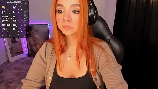 GiaBrooksX online show from November 2025 11:29:01 AM