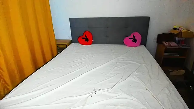 Snapshot of pinupmod chatting on March 2025 02:32:01 AM pinupmod online show from March 2025 02:32:01 AM