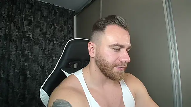 Snapshot of Thori92 chatting on December 2024 08:07:02 PM Thori92 online show from December 2024 08:07:02 PM