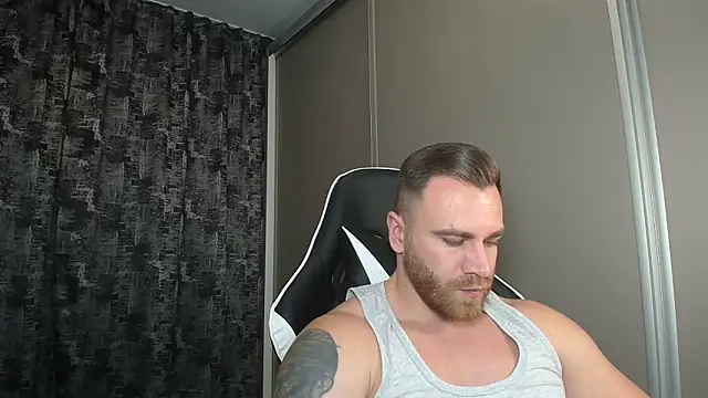 Snapshot of Thori92 chatting on December 2024 10:08:02 PM Thori92 online show from December 2024 10:08:02 PM