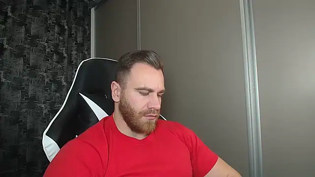 Snapshot of Thori92 chatting on December 2024 08:15:01 PM Thori92 online show from December 2024 08:15:01 PM