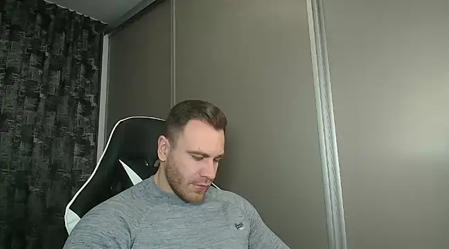 Snapshot of Thori92 chatting on February 2025 01:51:02 PM Thori92 online show from February 2025 01:51:02 PM