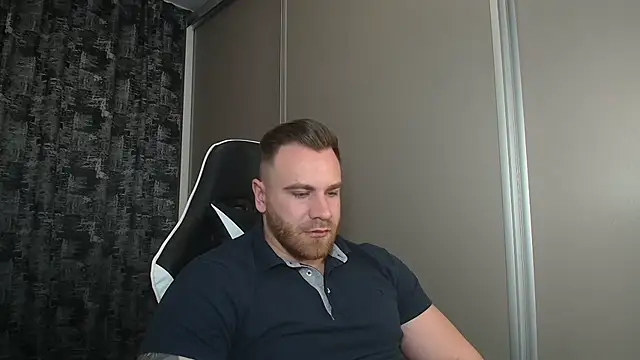 Snapshot of Thori92 chatting on February 2025 08:47:01 PM Thori92 online show from February 2025 08:47:01 PM