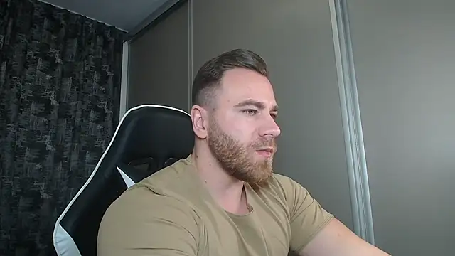 Snapshot of Thori92 chatting on March 2025 07:15:02 PM Thori92 online show from March 2025 07:15:02 PM