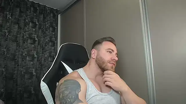 Snapshot of Thori92 chatting on March 2025 05:18:01 PM Thori92 online show from March 2025 05:18:01 PM