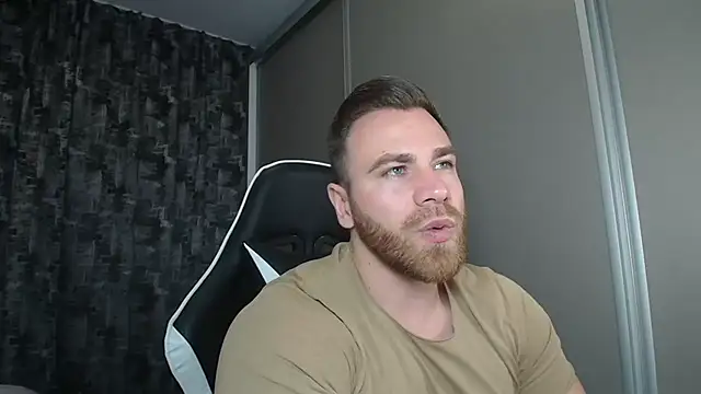 Snapshot of Thori92 chatting on March 2025 05:28:02 PM Thori92 online show from March 2025 05:28:02 PM