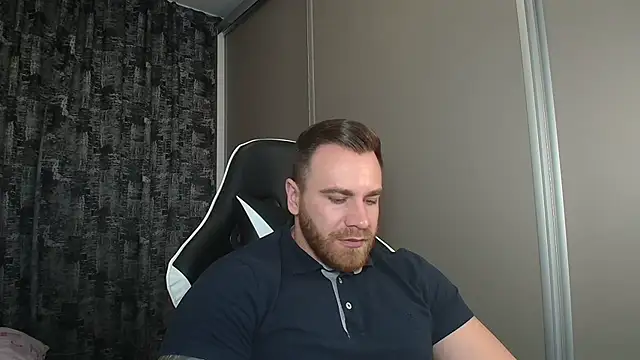 Snapshot of Thori92 chatting on March 2025 09:18:02 PM Thori92 online show from March 2025 09:18:02 PM