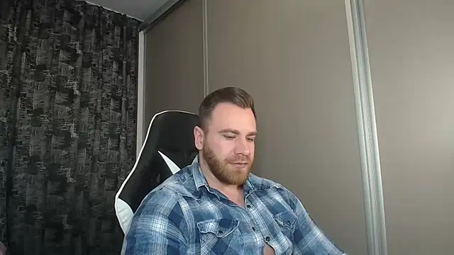 Snapshot of Thori92 chatting on March 2025 06:54:02 PM Thori92 online show from March 2025 06:54:02 PM