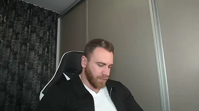 Snapshot of Thori92 chatting on March 2025 06:44:02 PM Thori92 online show from March 2025 06:44:02 PM