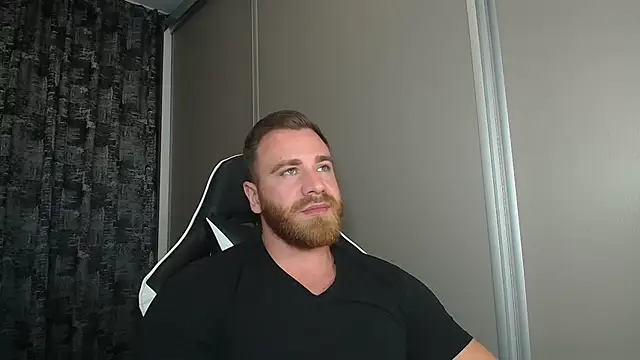 Snapshot of Thori92 chatting on September 2025 04:39:01 PM Thori92 online show from September 2025 04:39:01 PM