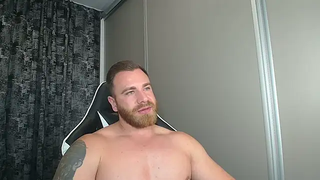 Snapshot of Thori92 chatting on September 2025 08:20:02 PM Thori92 online show from September 2025 08:20:02 PM