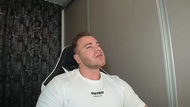 Snapshot of Thori92 chatting on September 2025 03:34:02 PM Thori92 online show from September 2025 03:34:02 PM