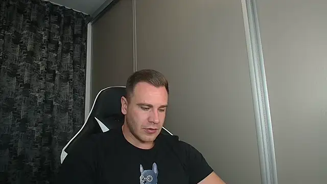 Snapshot of Thori92 chatting on September 2025 05:58:01 PM Thori92 online show from September 2025 05:58:01 PM