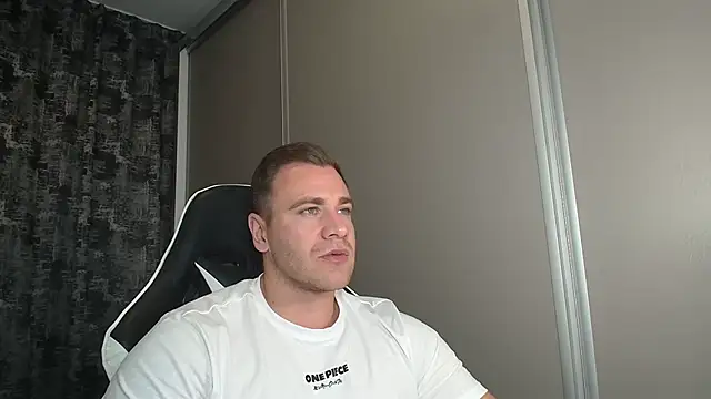 Snapshot of Thori92 chatting on September 2025 05:15:02 PM Thori92 online show from September 2025 05:15:02 PM