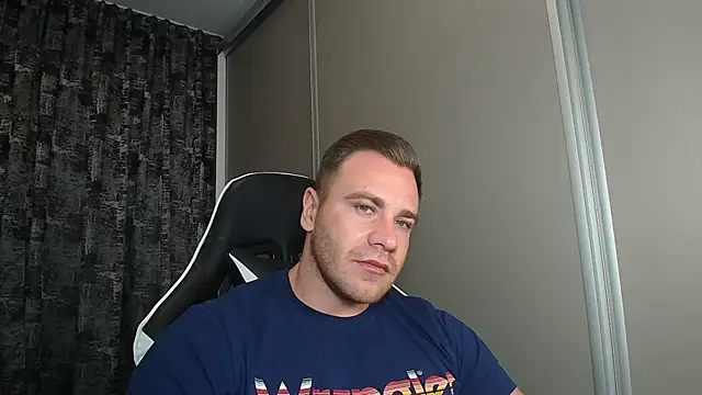 Snapshot of Thori92 chatting on September 2025 05:27:01 PM Thori92 online show from September 2025 05:27:01 PM