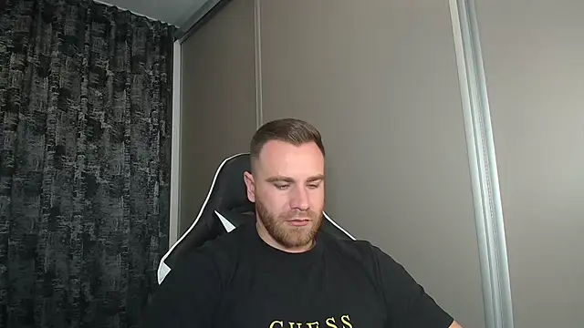 Snapshot of Thori92 chatting on October 2025 06:50:02 PM Thori92 online show from October 2025 06:50:02 PM